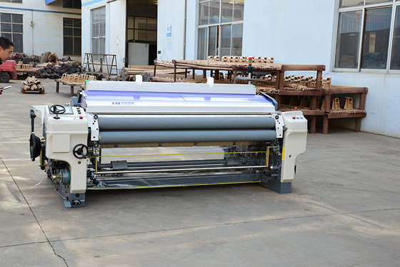2 নজল সালজার ওয়াটার জেট লুমস ডাবল পাম্প 1000 RPM টেক্সটাইল উইভিং মেশিন