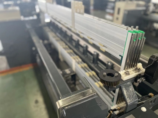 ডাবল অগ্রভাগ 1200 RPM ওয়াটার জেট টেক্সটাইল মেশিন ফ্যাব্রিক ডবি ক্যাম