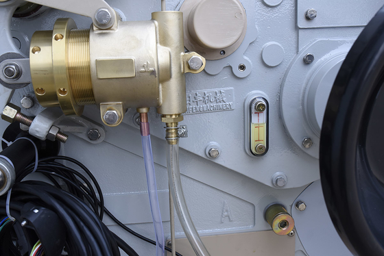 3.7KW এয়ার জেট লুমস 1000RPM সিঙ্গেল নজল হাই স্পিড উইভিং মেশিন